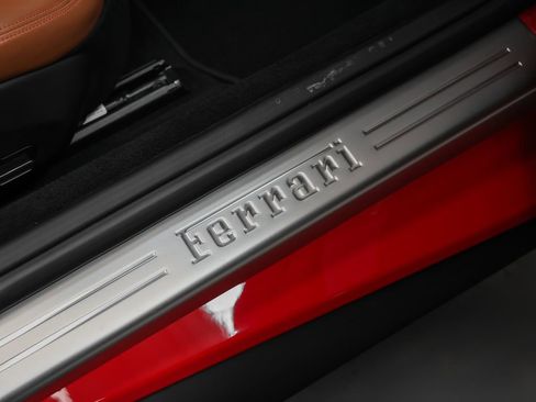 Used 2022 Ferrari Portofino M image 17