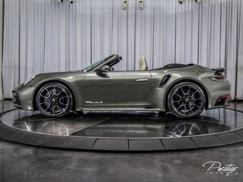 Used 2022 Porsche 911 Turbo S AWD/4WD image 17