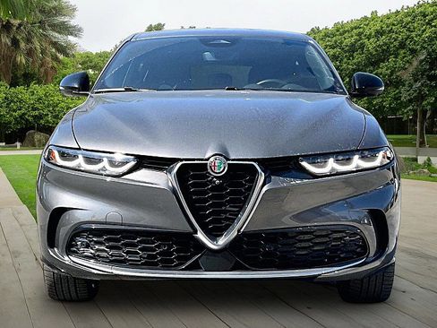 Used 2024 Alfa Romeo Tonale Ti image 6