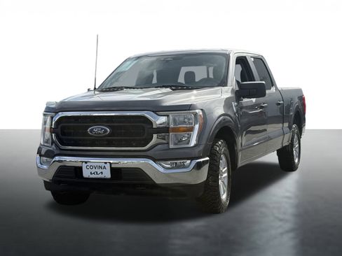 Used 2022 Ford F150 XLT w/ Trailer Tow Package image 4