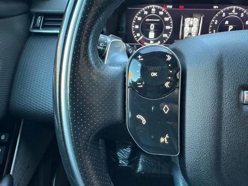 Used 2018 Land Rover Range Rover Velar R-Dynamic SE image 14