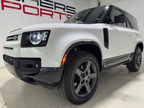 Used 2023 Land Rover Defender 90 X-Dynamic SE AWD/4WD image 2