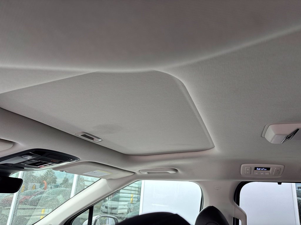 Certified 2024 Kia Carnival SX Prestige FWD image 21