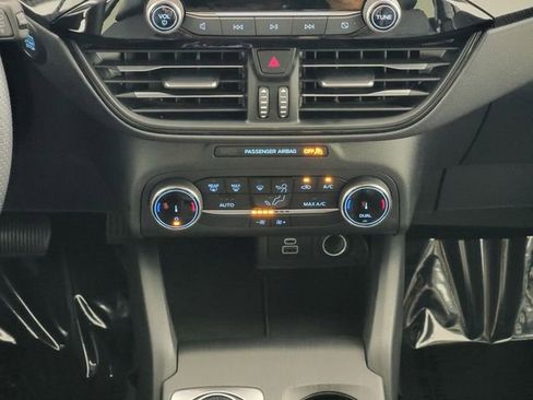 Used 2025 Ford Escape ST-Line FWD image 22