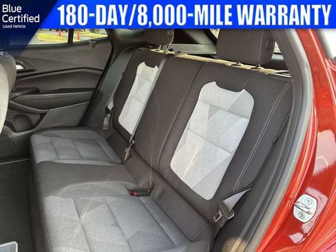 Used 2024 Chevrolet Trax RS FWD image 31