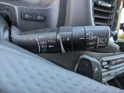 Used 2023 Honda Passport EX-L image 34