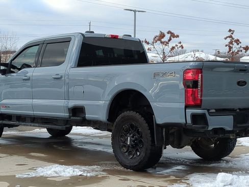 Certified 2025 Ford F350 Lariat w/ Black Appearance Package image 3