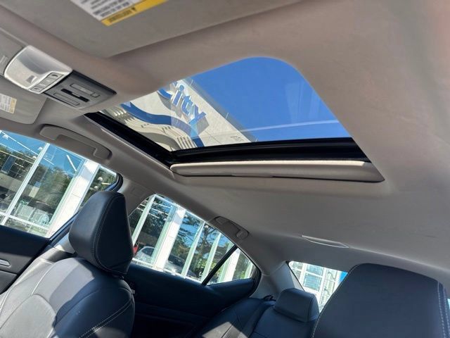 Used 2024 Nissan Altima 2.5 SL FWD image 23