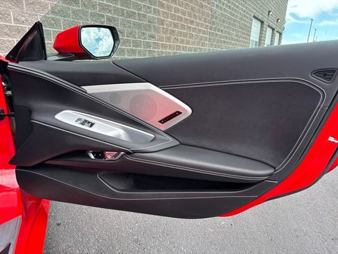 Used 2020 Chevrolet Corvette Stingray Preferred Cpe w/ 2LT Preferred Equipment Group RWD image 37
