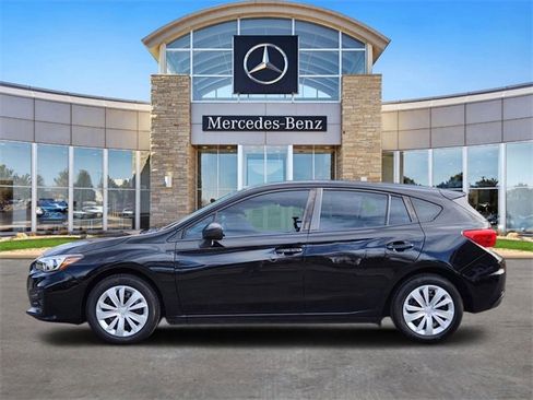 Used 2017 Subaru Impreza 2.0i image 2