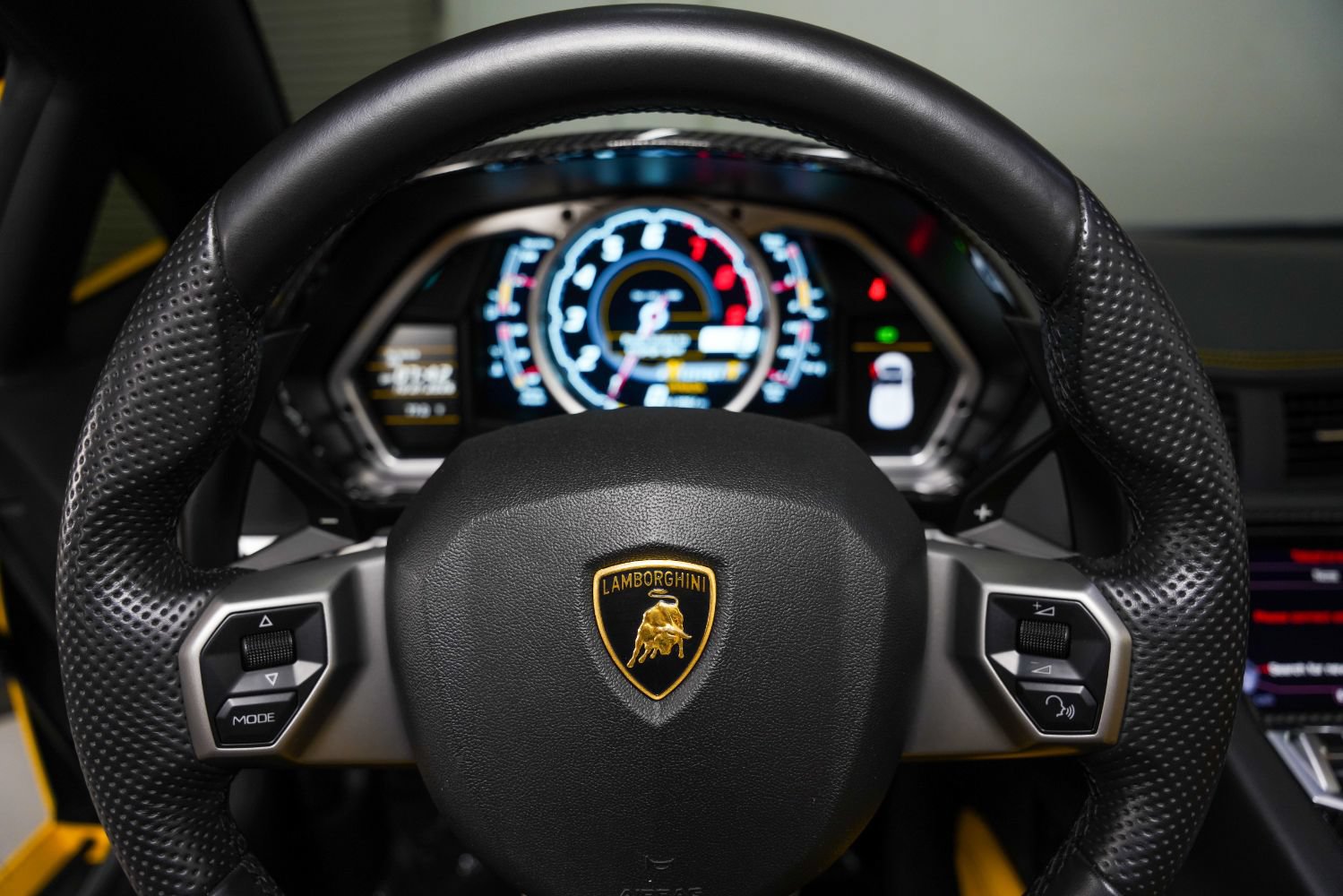 Used 2015 Lamborghini Aventador LP 700-4 AWD/4WD image 47