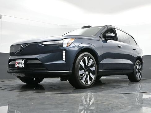 New 2025 Volvo EX90 Ultra AWD/4WD image 36