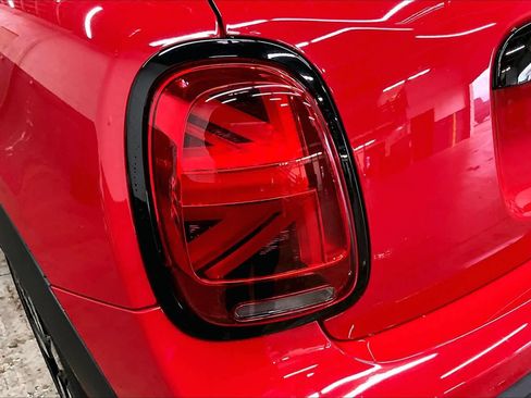 Used 2024 MINI Cooper S image 32