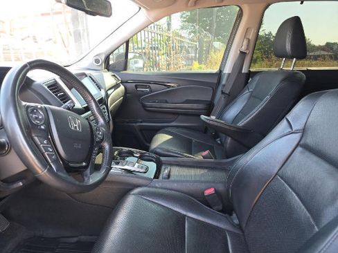 Used 2016 Honda Pilot Elite image 5