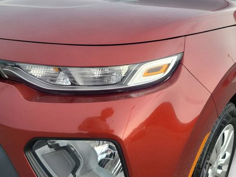 Used 2020 Kia Soul LX FWD image 24