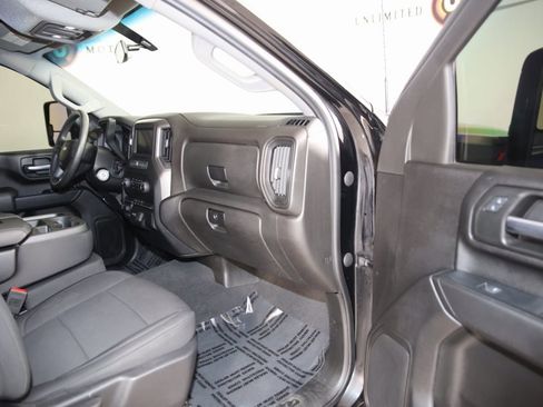 Used 2023 Chevrolet Silverado 2500 Custom w/ Custom Convenience Package image 34