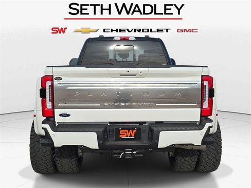 Used 2025 Ford F450 Platinum w/ Platinum Plus Package image 7