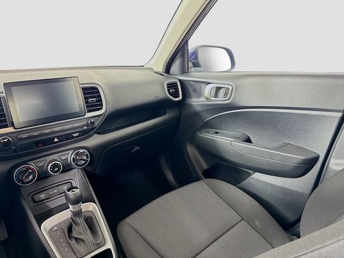 New 2026 Hyundai Venue SE image 22