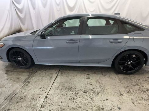 Used 2022 Honda Civic Sport image 12