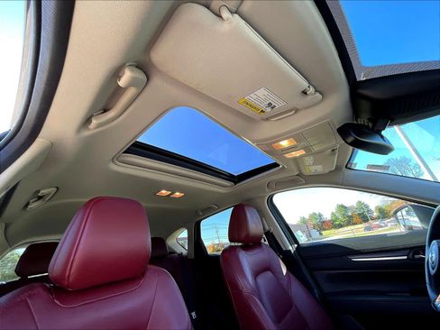 Used 2021 MAZDA CX-5 Carbon Edition image 22