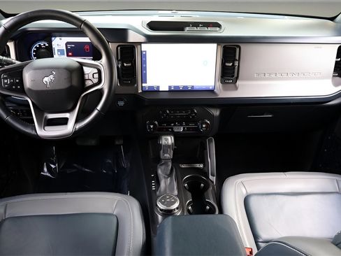 Used 2023 Ford Bronco Outer Banks image 13