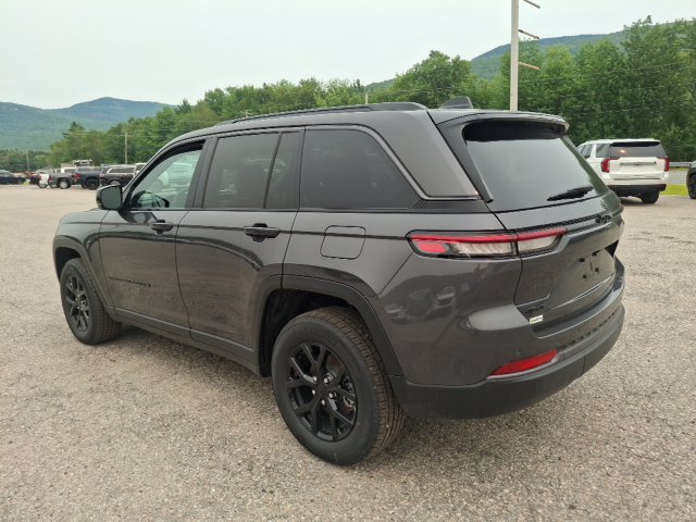 New 2026 Jeep Grand Cherokee Altitude AWD/4WD image 5