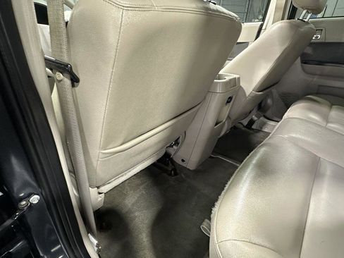 Used 2009 Ford Escape Limited image 28