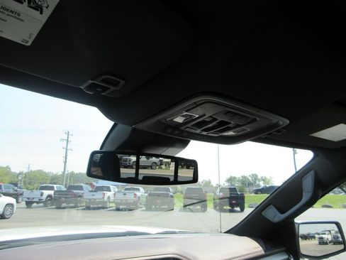 Certified 2025 GMC Sierra 1500 Denali AWD/4WD image 35
