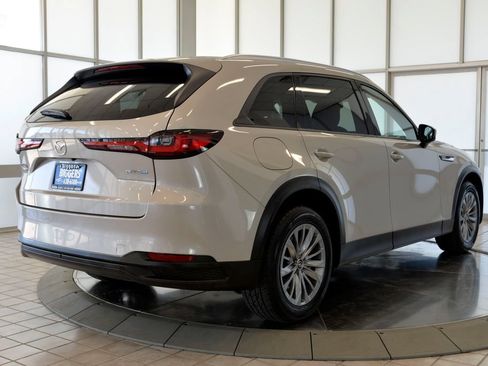 Certified 2024 MAZDA CX-90 Plug-In Hybrid w/ Preferred AWD/4WD image 8