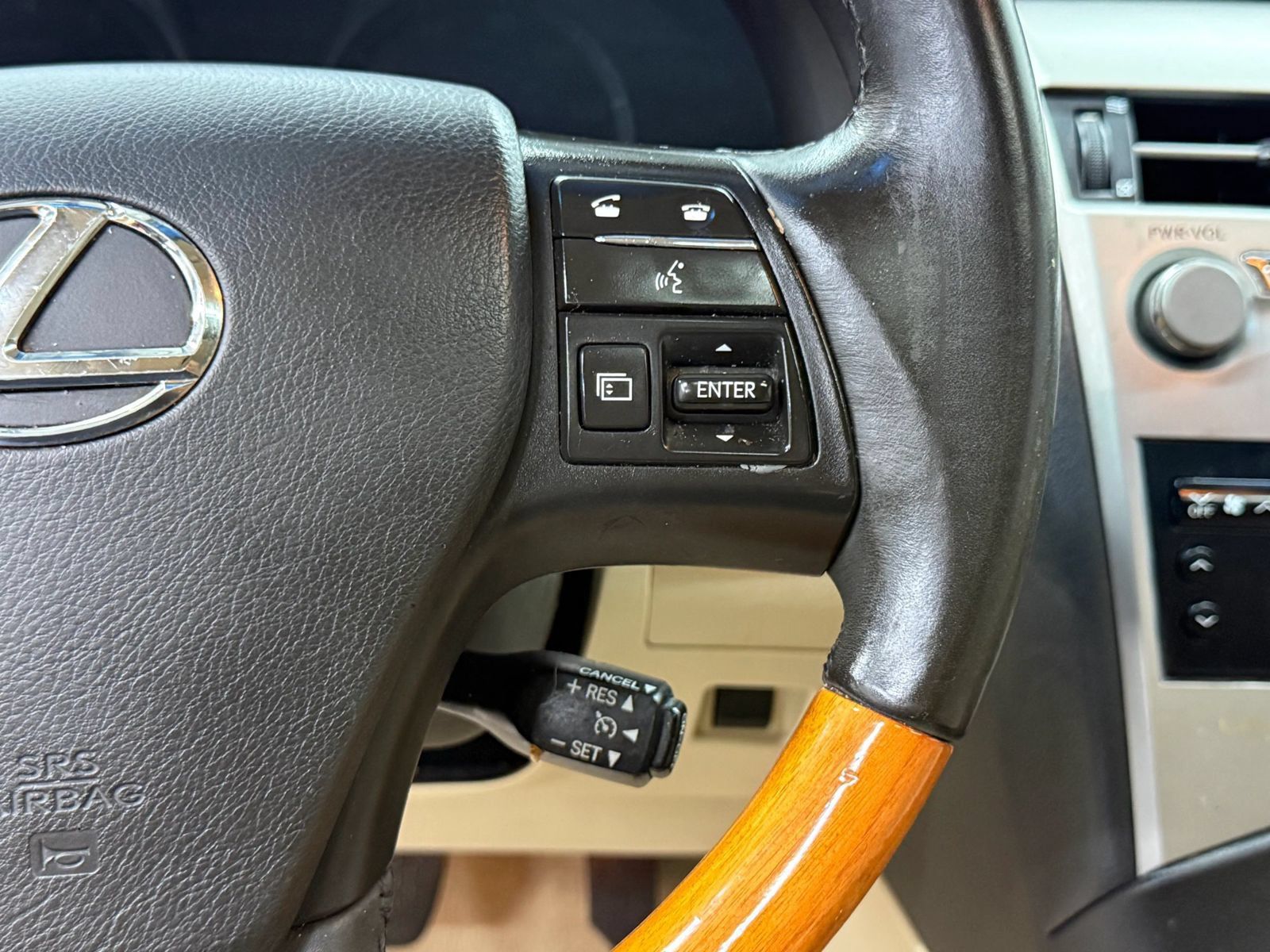 Used 2010 Lexus RX 350 AWD image 29