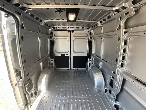 New 2025 RAM ProMaster 1500 w/ Quick Order Package 22H SLT+ image 4
