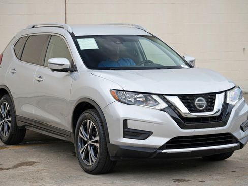 Used 2019 Nissan Rogue SV w/ Premium Package AWD/4WD image 52