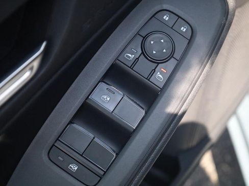 New 2026 Nissan Sentra SV w/ SV Convenience Package FWD image 11