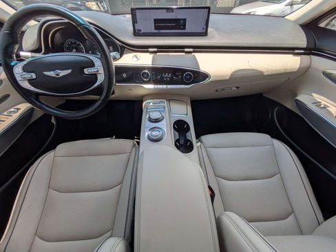 Used 2023 Genesis GV70 2.5T w/ Advanced Package AWD/4WD image 14