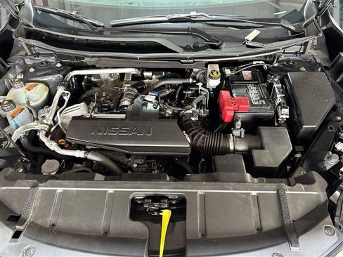 Used 2025 Nissan Rogue S AWD/4WD image 21