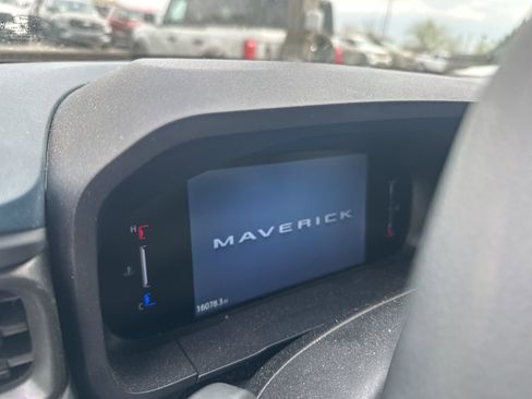 Used 2025 Ford Maverick XLT w/ Equipment Group 301A image 6