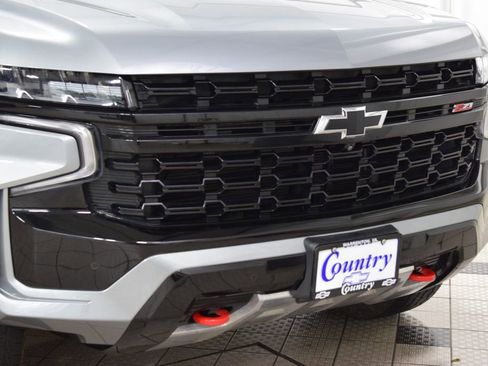 Used 2024 Chevrolet Suburban Z71 w/ Off-Road Capability Package AWD/4WD image 13