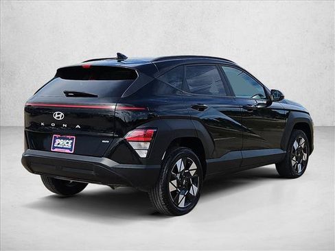 Used 2024 Hyundai Kona SEL AWD/4WD image 5