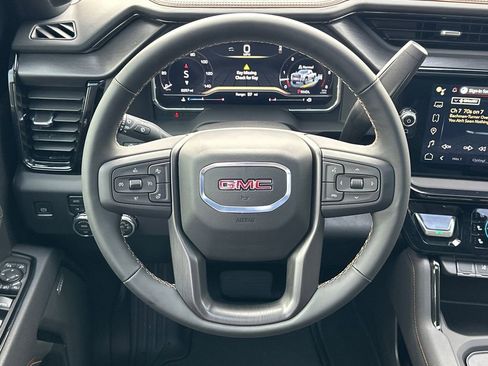 Used 2025 GMC Sierra 2500 AT4 w/ AT4 Premium Plus Package image 25