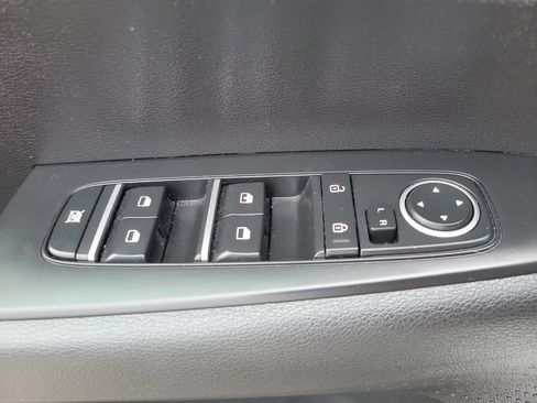 Used 2024 Kia Forte LXS FWD image 19