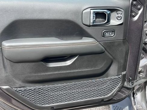 New 2025 Jeep Wrangler Unlimited Sahara AWD/4WD image 15