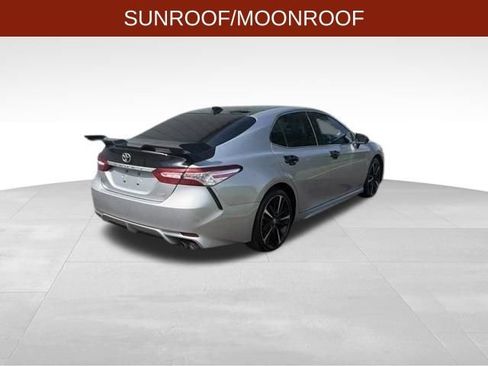 Used 2020 Toyota Camry XSE FWD image 7