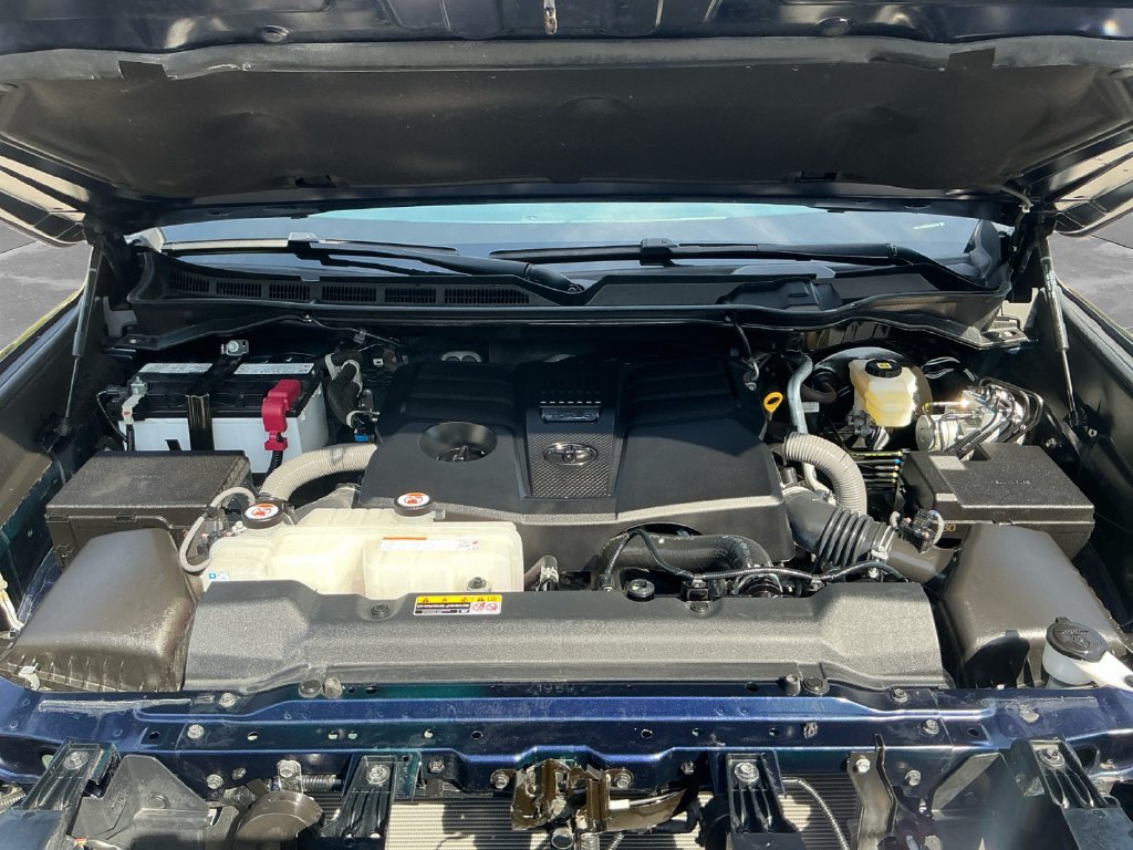 Used 2024 Toyota Tundra SR5 AWD/4WD image 18