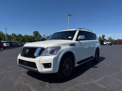 Used 2020 Nissan Armada Platinum w/ Captain's Chairs Package AWD/4WD image 2