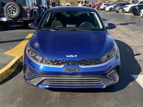 Used 2024 Kia Forte LXS image 3