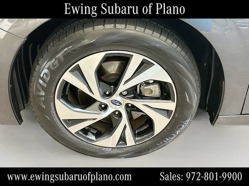 Used 2025 Subaru Legacy Premium AWD/4WD image 31