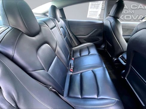 Used 2018 Tesla Model 3 Long Range image 25