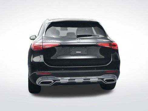 Used 2024 Mercedes-Benz GLC 300 4MATIC image 6