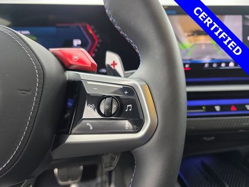 Certified 2025 BMW M5 w/ Carbon Package image 19