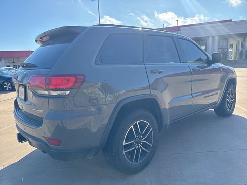 Used 2019 Jeep Grand Cherokee Trailhawk image 5
